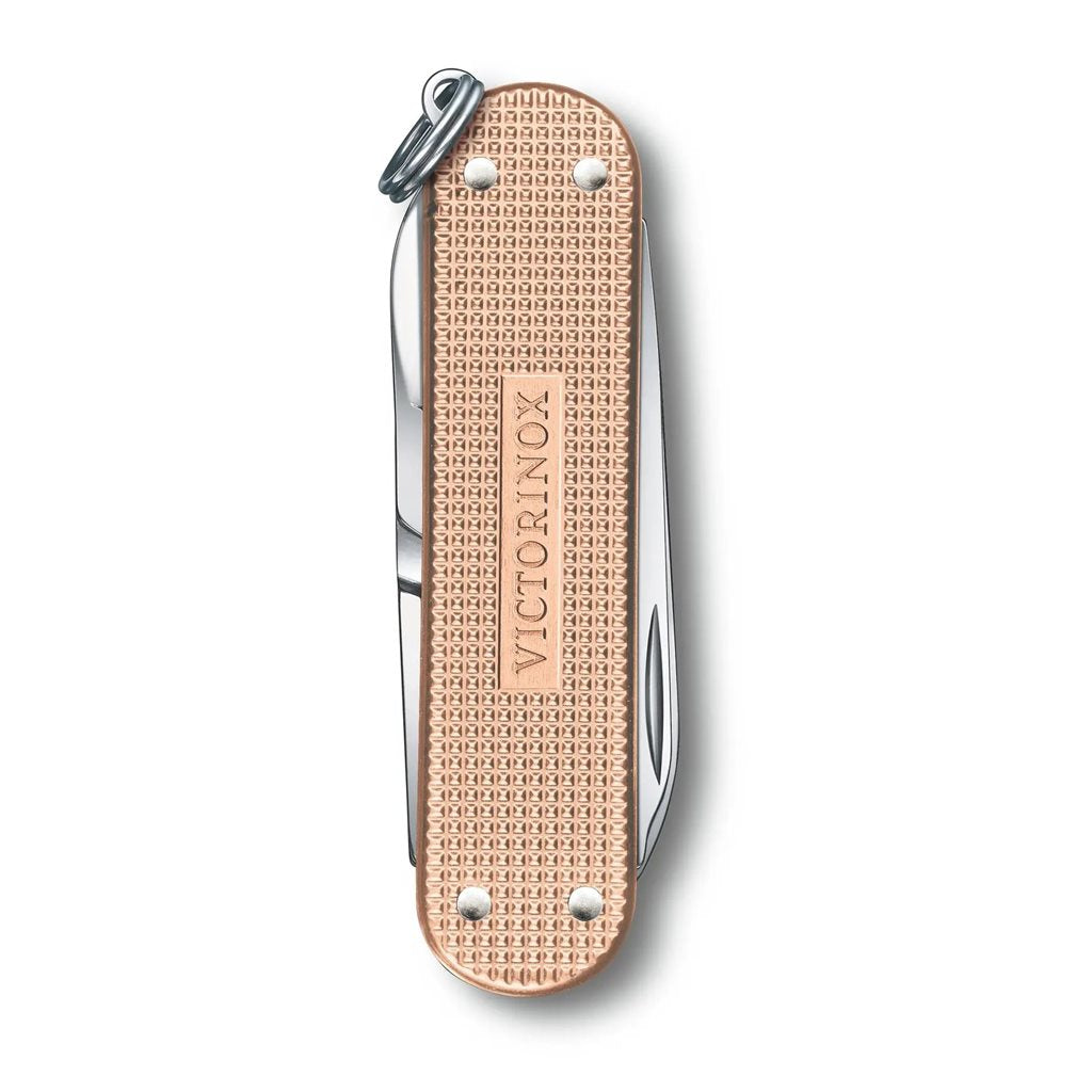 Navaja Victorinox Classic SD Alox 58mm Sweet Berry con acabado anodizado y 5 funciones