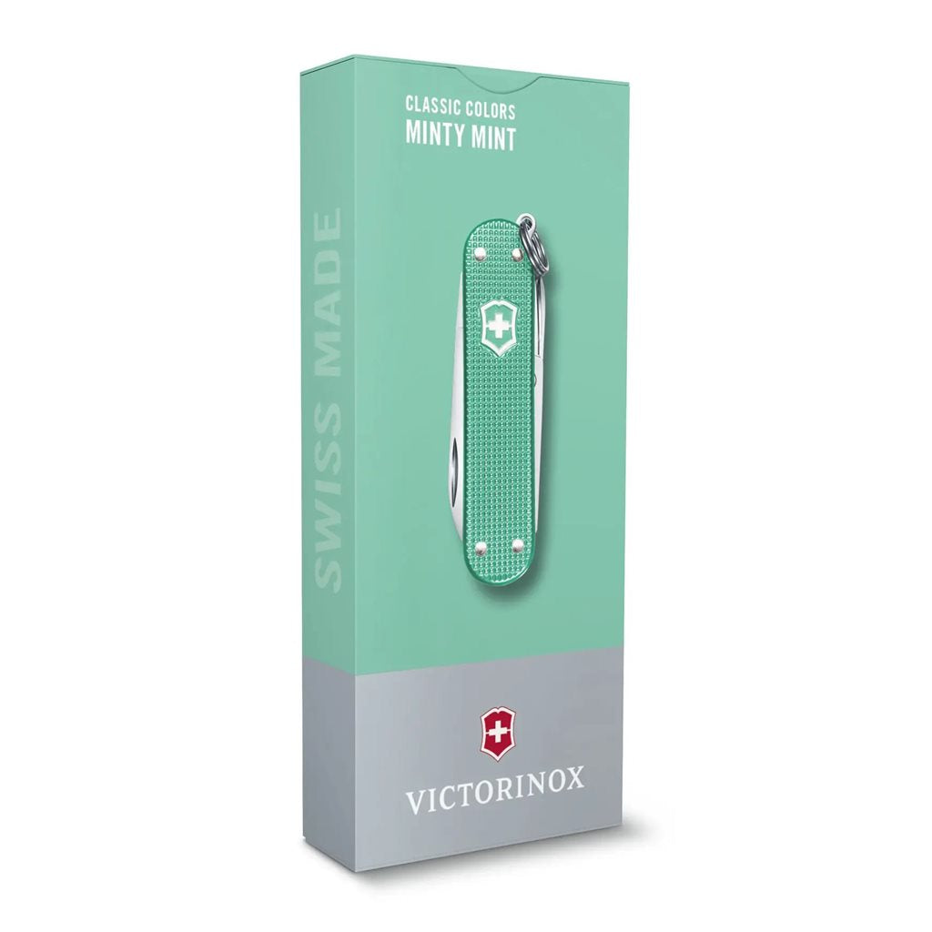 Navaja Victorinox Classic SD Alox 58mm Sweet Berry con acabado anodizado y 5 funciones