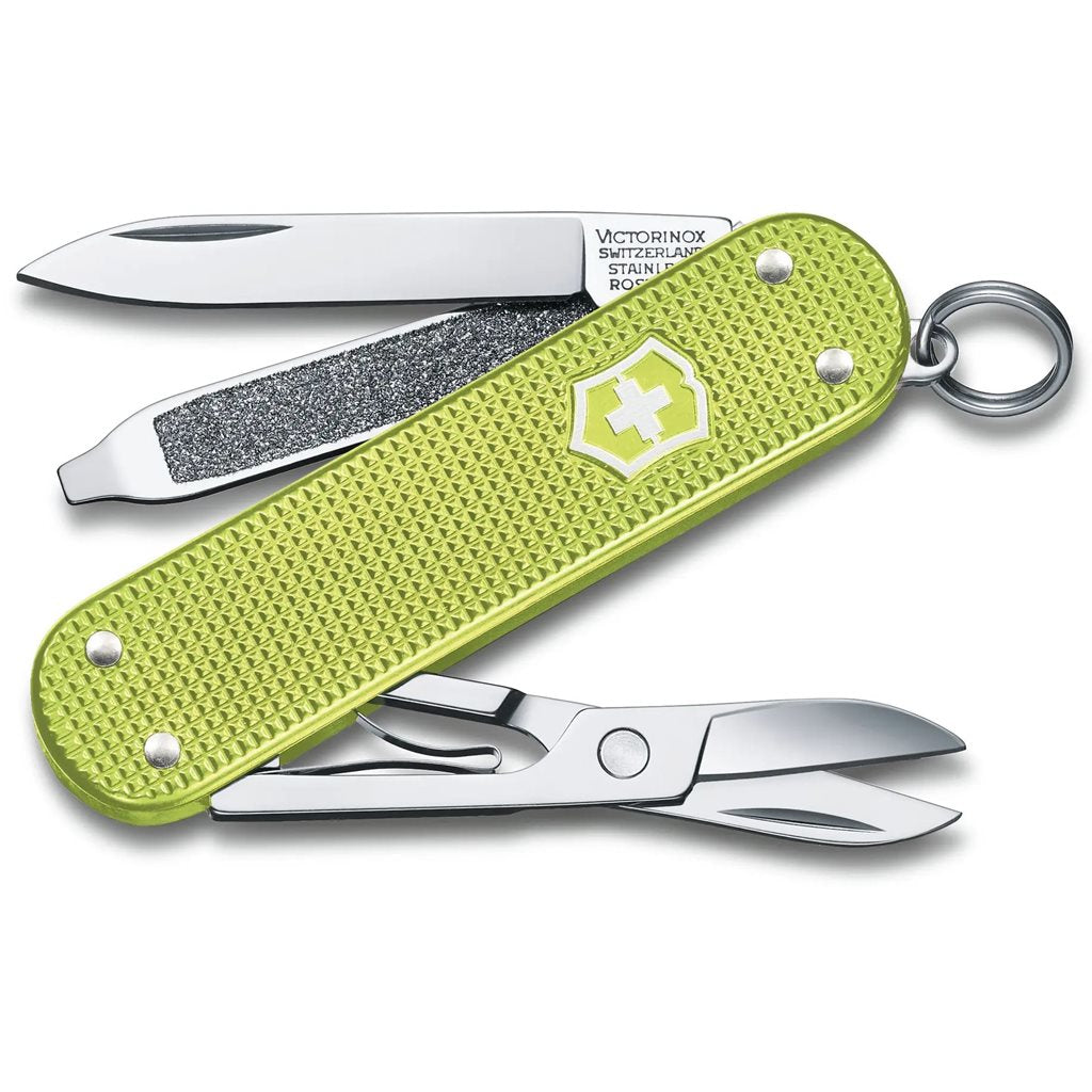 Cuchillo de bolsillo Victorinox Classic SD Alox 58 mm color algodón de azúcar