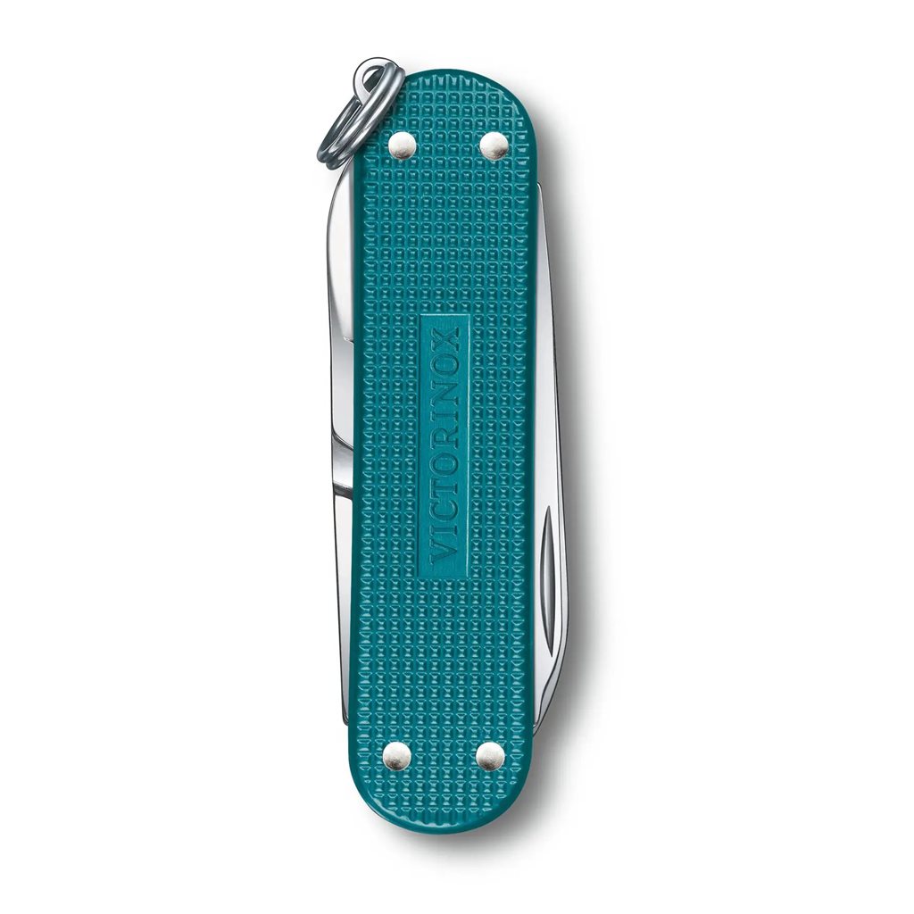 Navaja Victorinox Classic SD Alox 58mm Sweet Berry con acabado anodizado y 5 funciones