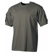 Camiseta táctica verde con bolsillo en la manga y panel VELCRO para parches, 100% algodon