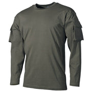 Camiseta táctica verde de manga larga con panel VELCRO y bolsillo en la manga