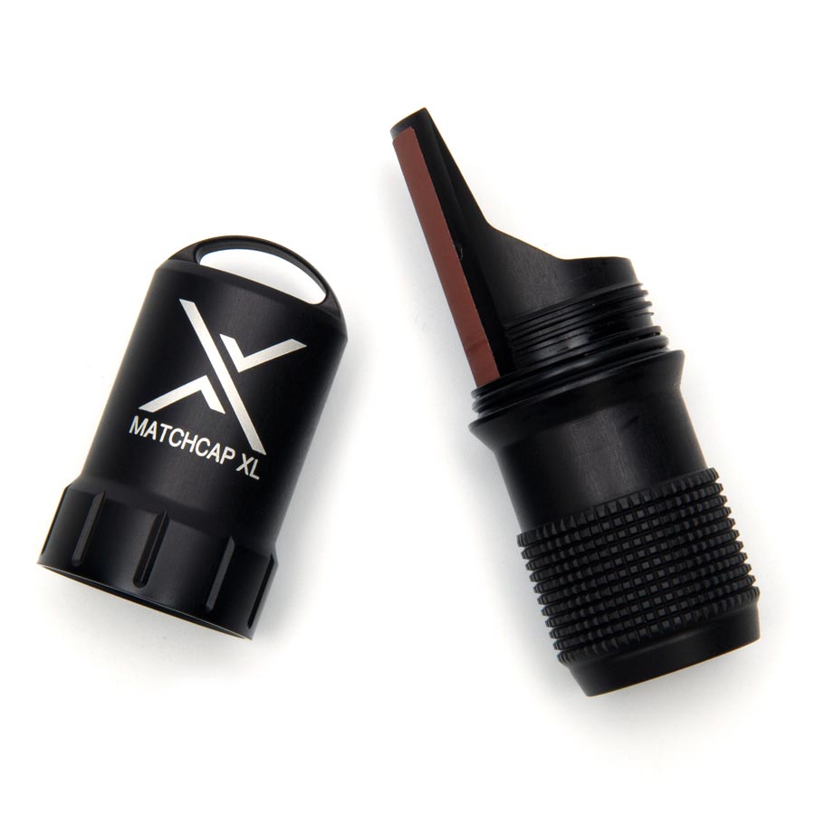 Funda EXOTAC MATCHCAP XL negra para cerillas, aluminio aeronautico resistente con raspadores integrados