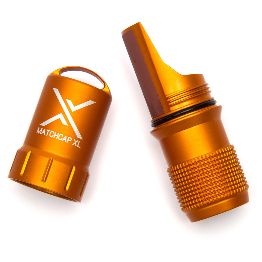 Funda EXOTAC MATCHCAP XL negra para cerillas, aluminio aeronautico resistente con raspadores integrados
