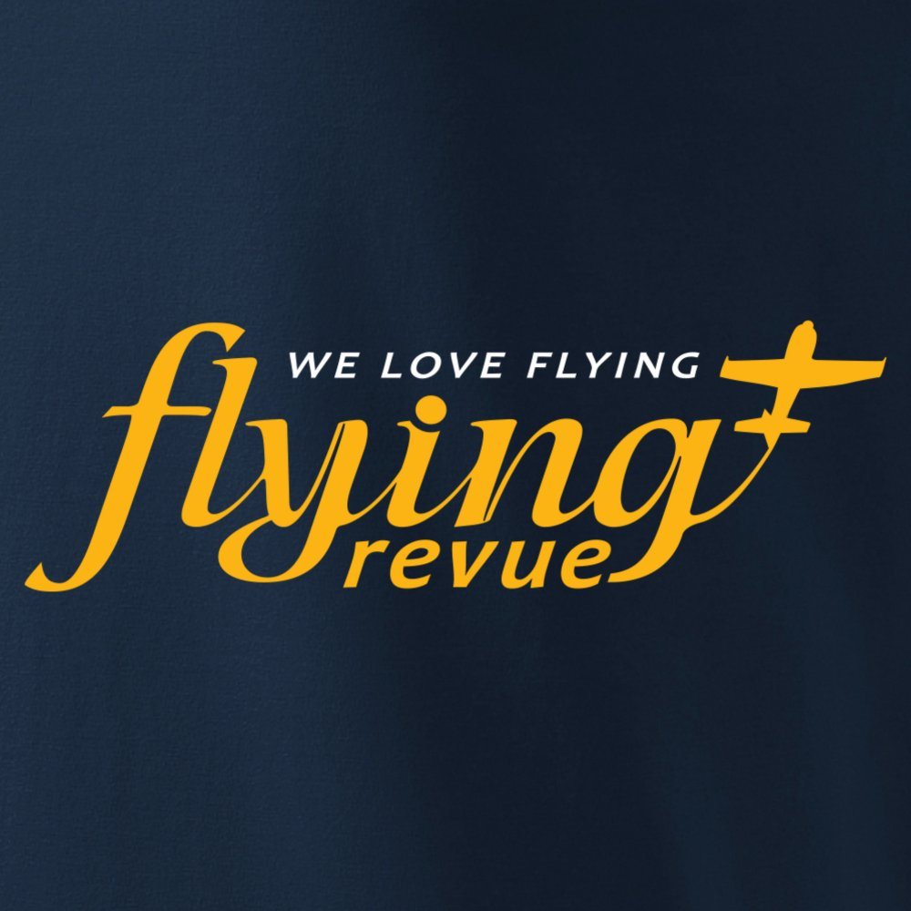 Camiseta azul MARKING con señalización de pista de aeropuerto, manga corta