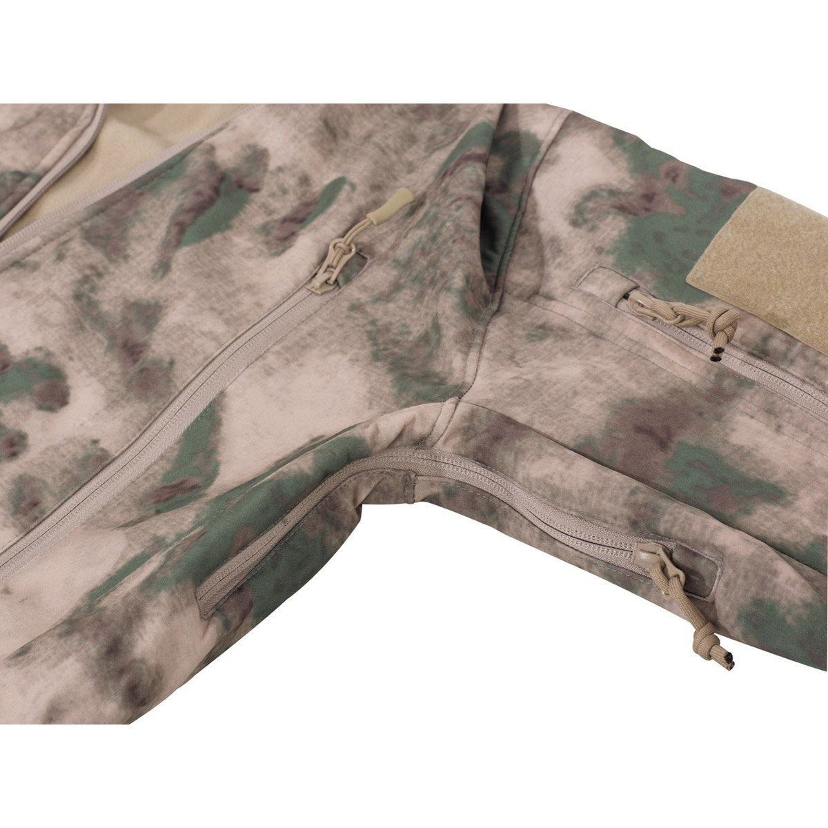 Chaqueta SCORPION softshell camuflada en material SHIELD+ con cremalleras YKK