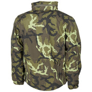 Chaqueta softshell camuflada SCORPION vz.95 fabricada en tejido SHIELD+ con cremalleras YKK