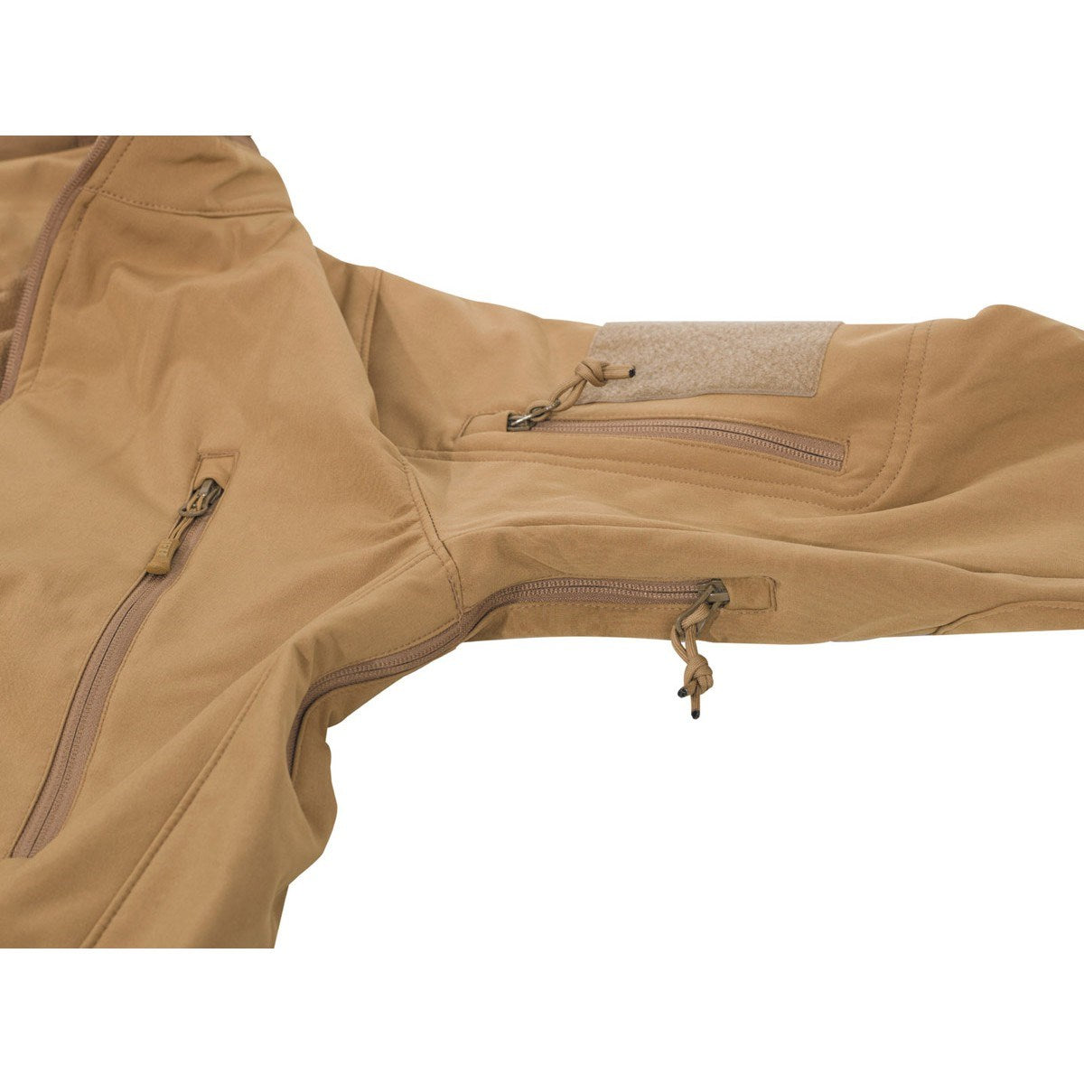 Chaqueta softshell SCORPION Coyote en camuflaje, vista frontal con cremallera