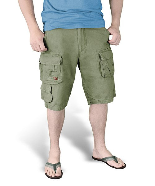 Bermudas TROOPER verdes con numerosos bolsillos, ligeras y cómodas para verano