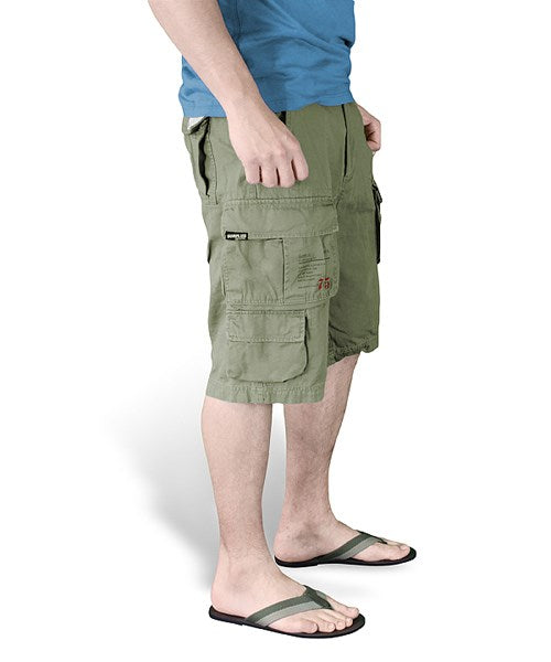 Bermudas TROOPER verdes con numerosos bolsillos, ligeras y cómodas para verano