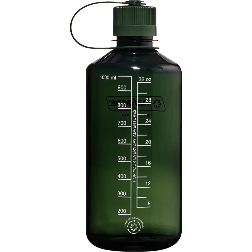Botella Nalgene NM Sustain 1 litro transparente de tritán con tapón de rosca sujeto a la botella