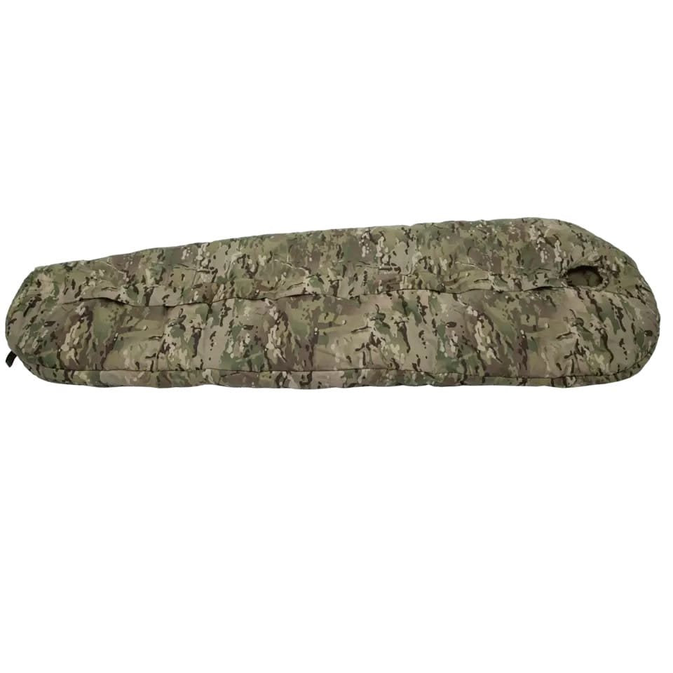 Imagen del saco de dormir DEFENCE 4 en forma de momia, usado por varios ejércitos de la OTAN.