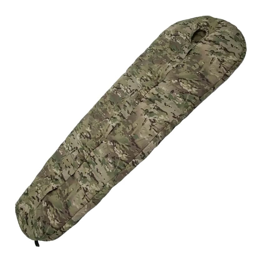 Imagen del saco de dormir DEFENCE 4 en forma de momia, usado por varios ejércitos de la OTAN.