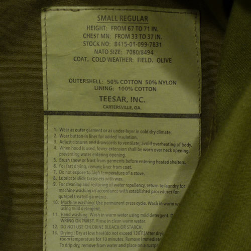 Parka M65 NYCO TEESAR verde, vista frontal de la chaqueta militar