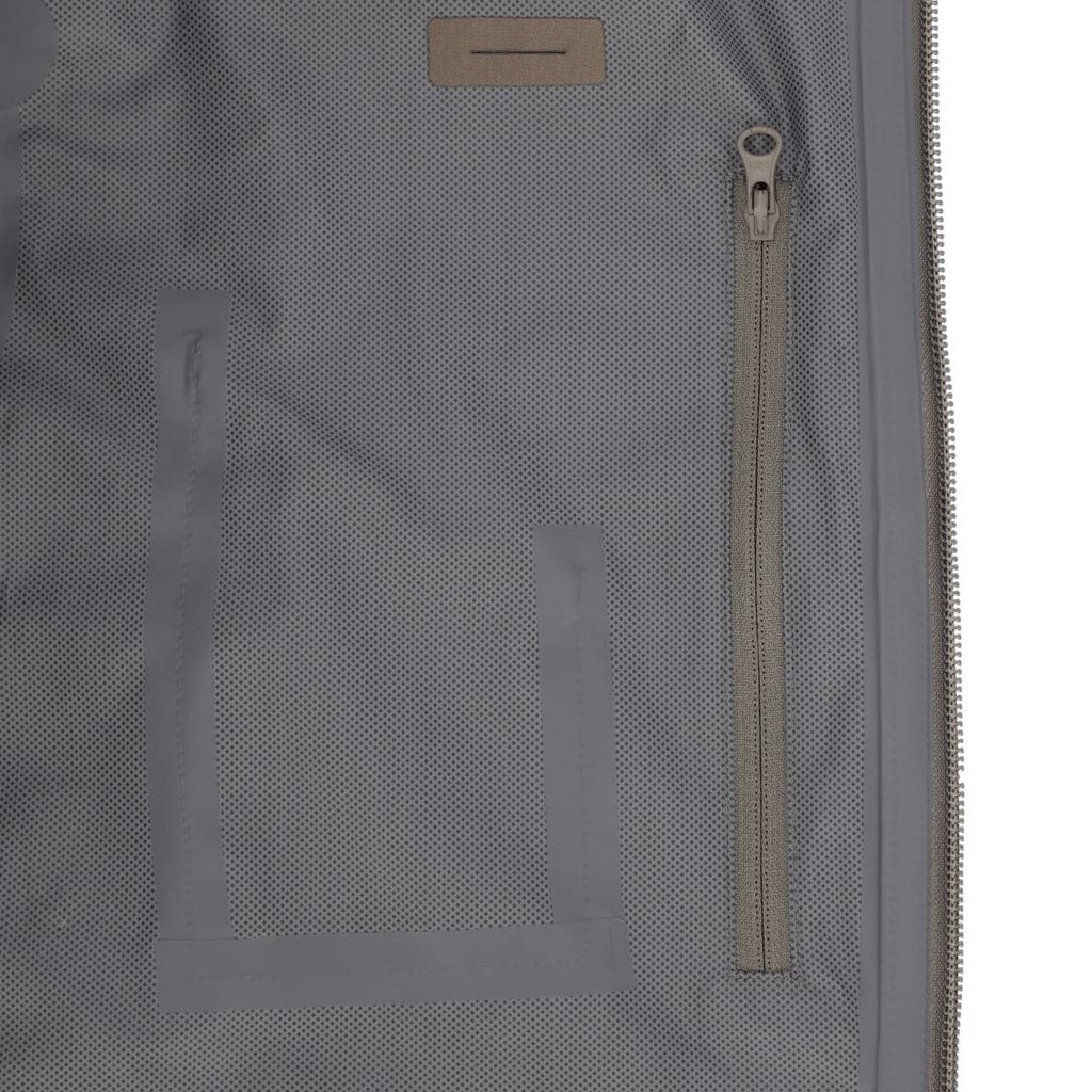 Chaqueta impermeable ALPHA verde con cierres YKK, vista frontal