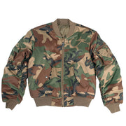 Chaqueta bomber MA-1 Woodland vista frontal con cremallera de latón y bolsillos exteriores