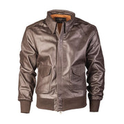 Chaqueta de cuero US A2 marrón con cuello alto plegable y bolsillos con solapa
