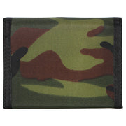 Billetera nylon camuflaje WOODLAND, 5 bolsillos, cierre velcro, 22 x 12 cm abierta