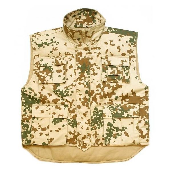 Chaleco BW COMMANDO forrado TROPENTARN con cuatro bolsillos frontales