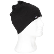 Gorro Beanie Merino Lite negro sobre fondo blanco