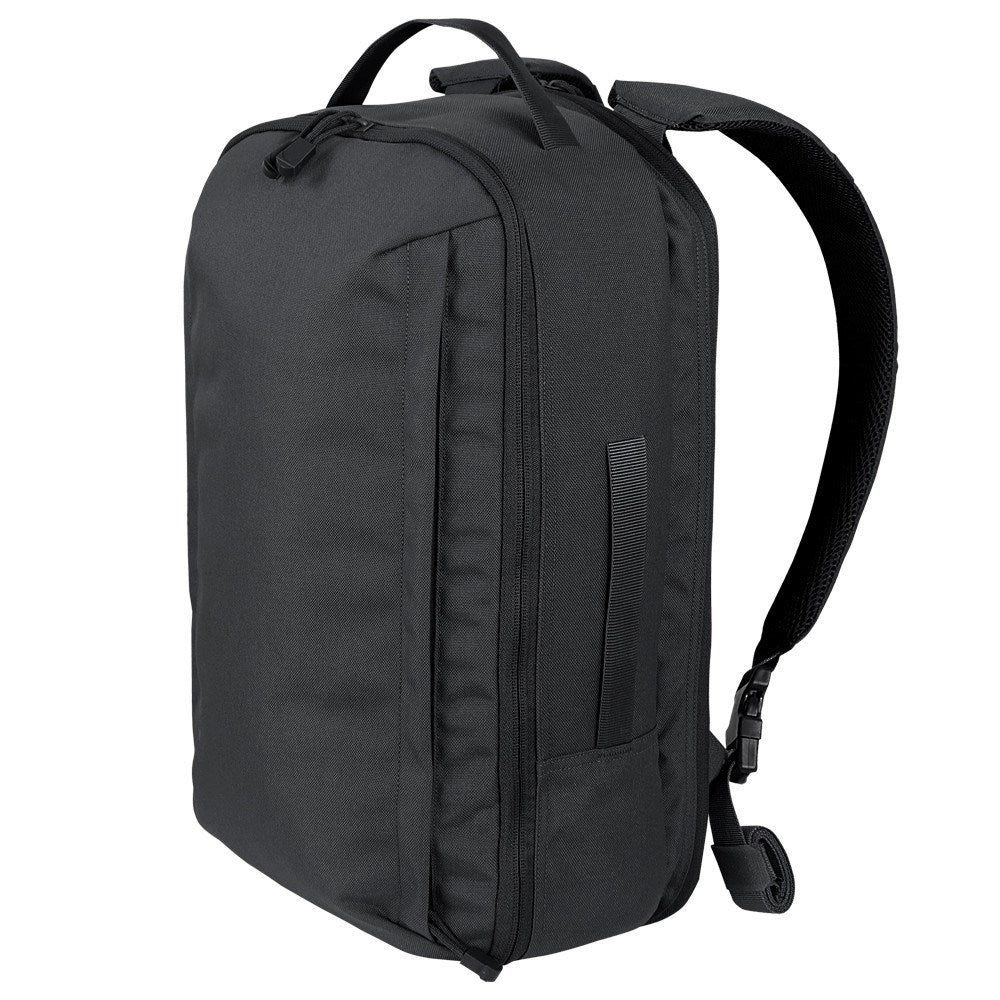 Mochila PURSUIT negra de Condor Outdoor vista frontal con asas y correas