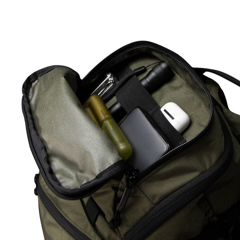 Mochila NOMAD 25l negra en nylon Cordura 500D con cremalleras YKK y hebillas Duraflex