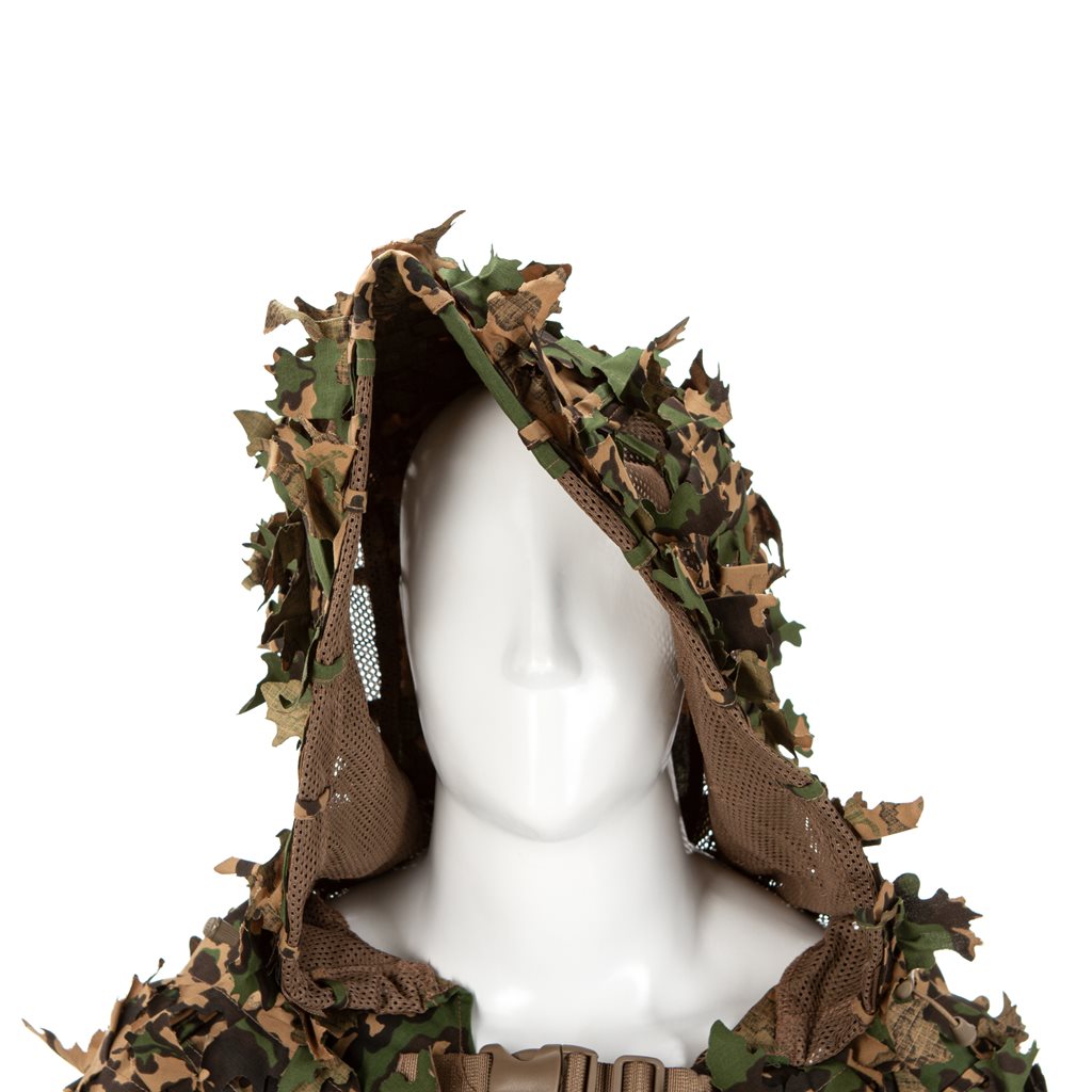 Traje de camuflaje GHILLIE BASE LEAF de Invader Gear - minimalista y ligero