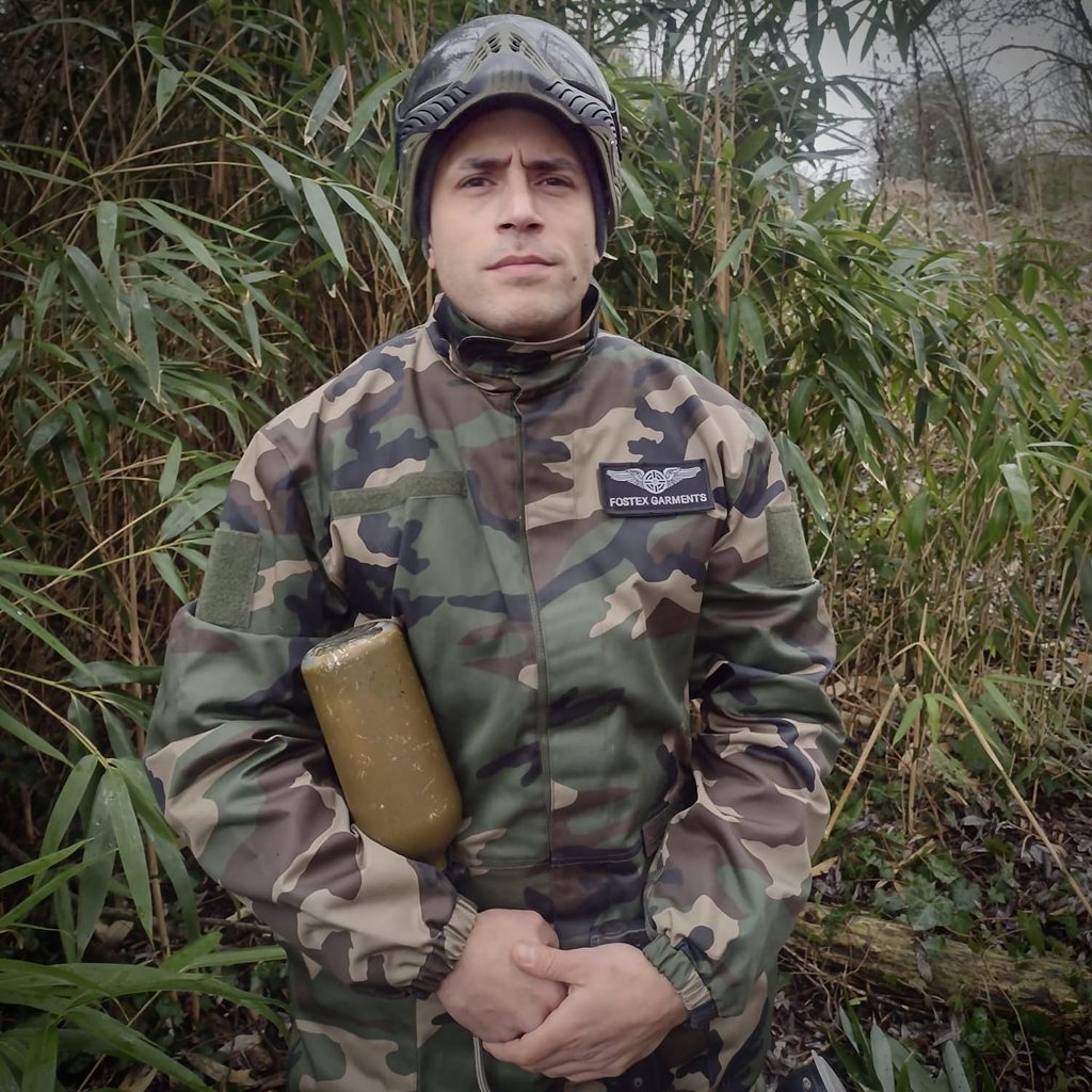 Mono Paintball Woodland - protección para paintball y airsoft