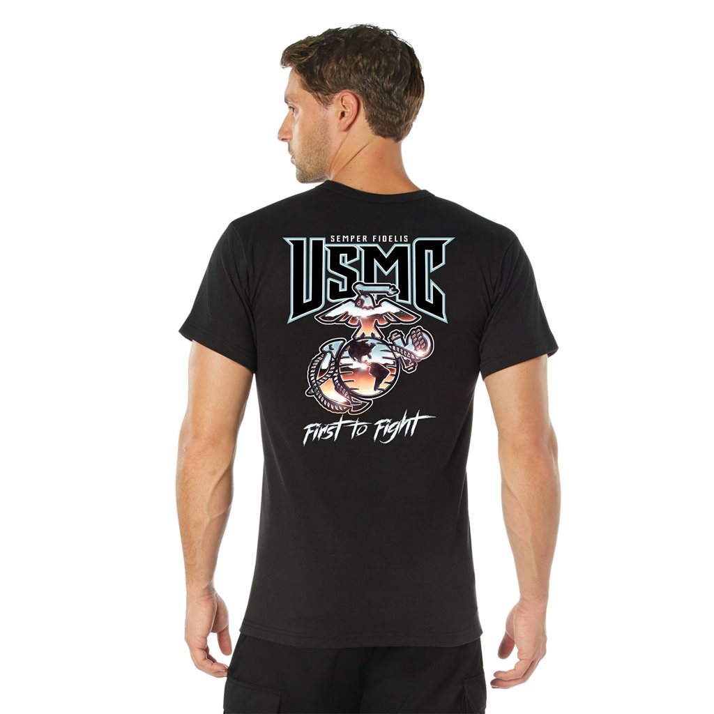 Camiseta USMC 'First to Fight' negra con logotipo de la Infantería de Marina
