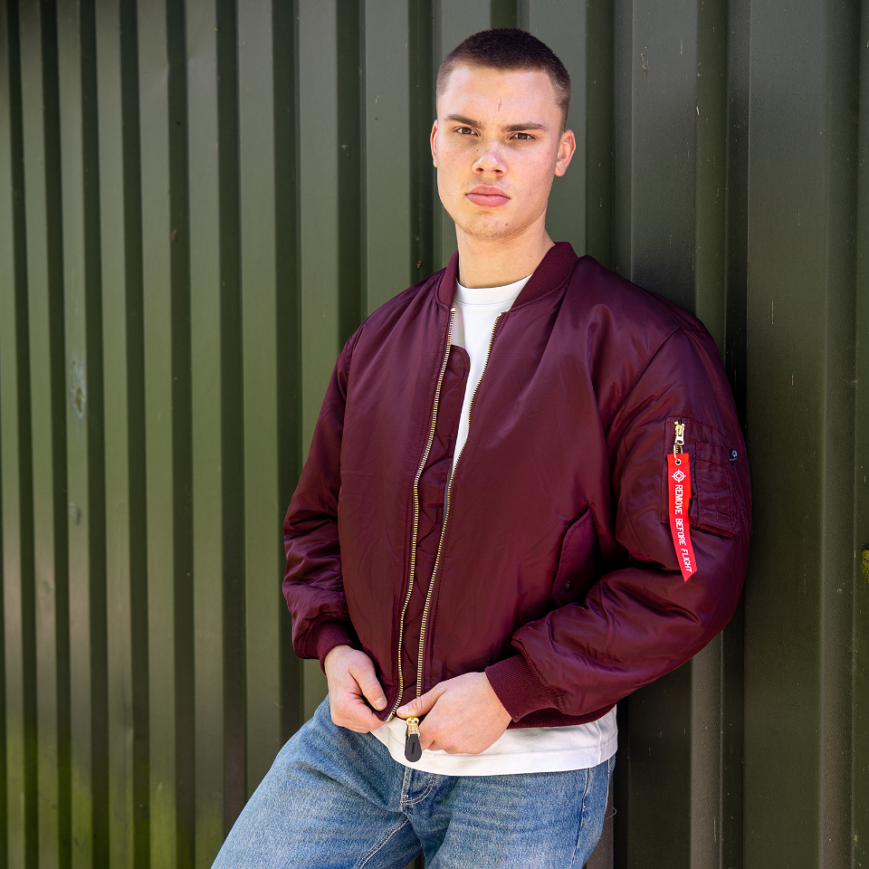 Chaqueta piloto US MA-1 bomber granate morado con forro naranja