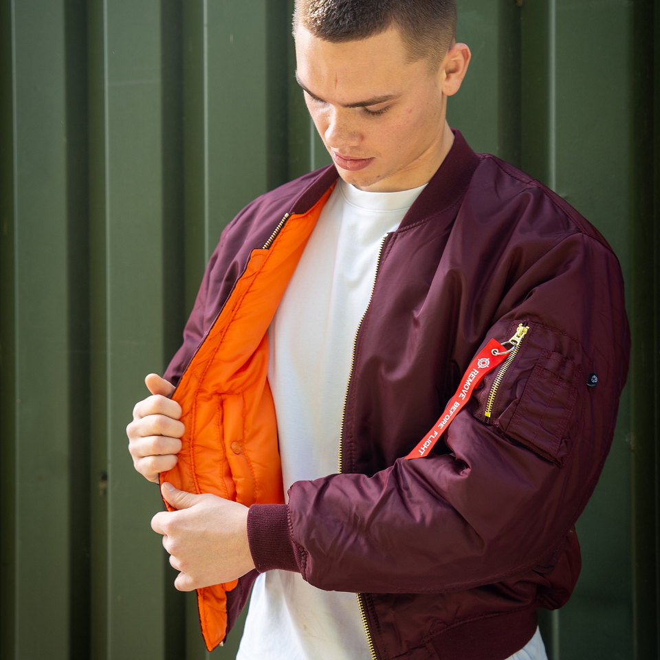 Chaqueta piloto US MA-1 bomber granate morado con forro naranja