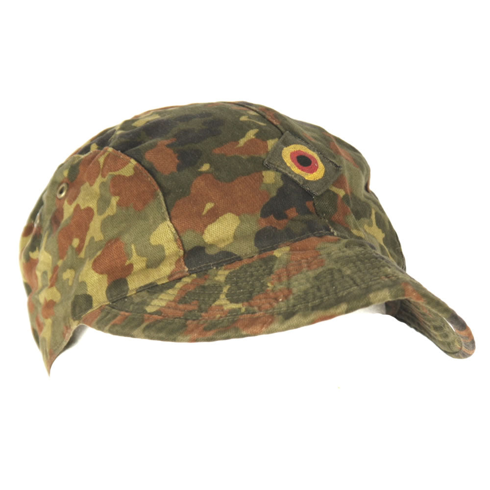 Gorra BW Luftwaffe usada en patrón FLECKTARN con goma ajustable en la parte trasera