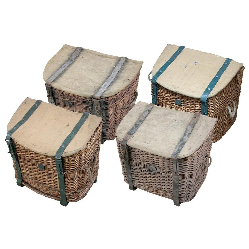 Cesta de mimbre usada para silla de montar, vista frontal