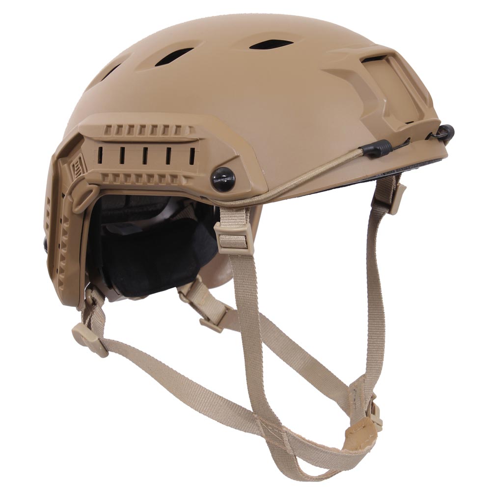 Casco ADVANCED plástico ABS negro con orificios de ventilación