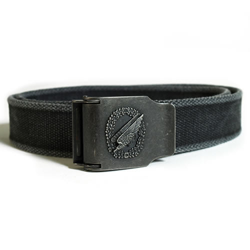 Cinturón PARA SAFETY negro para pantalón con hebilla y logo de paracaidista