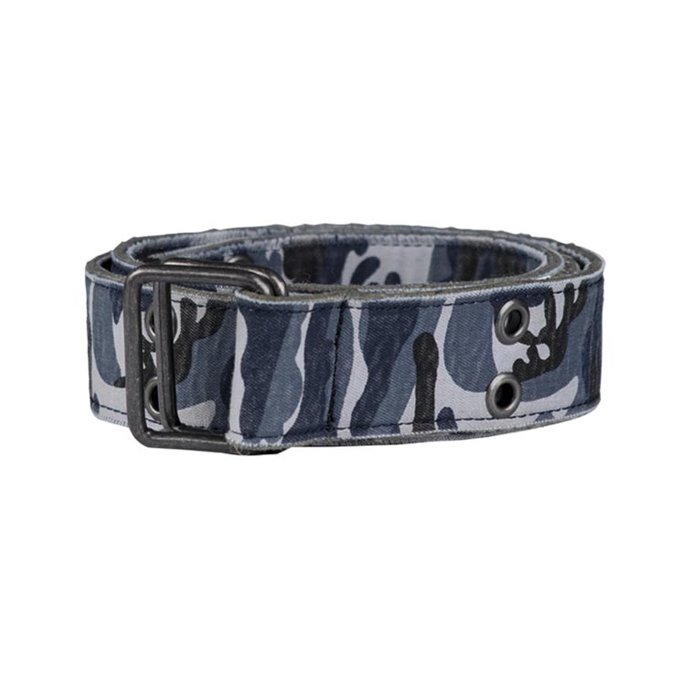 Cinturón Vintage Canvas 40mm en camuflaje azul cielo con hebilla metálica deslizante