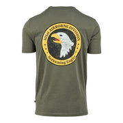 Camiseta 101st Airborne con emblema circular grande, texto AIRBORNE y bandera de EE. UU., 100% algodón