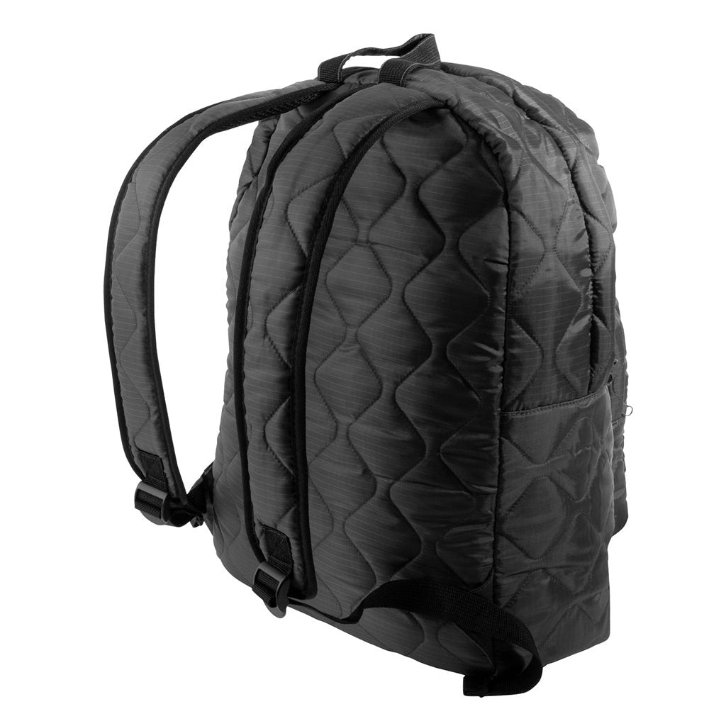 Mochila Woobie negra compacta vista frontal