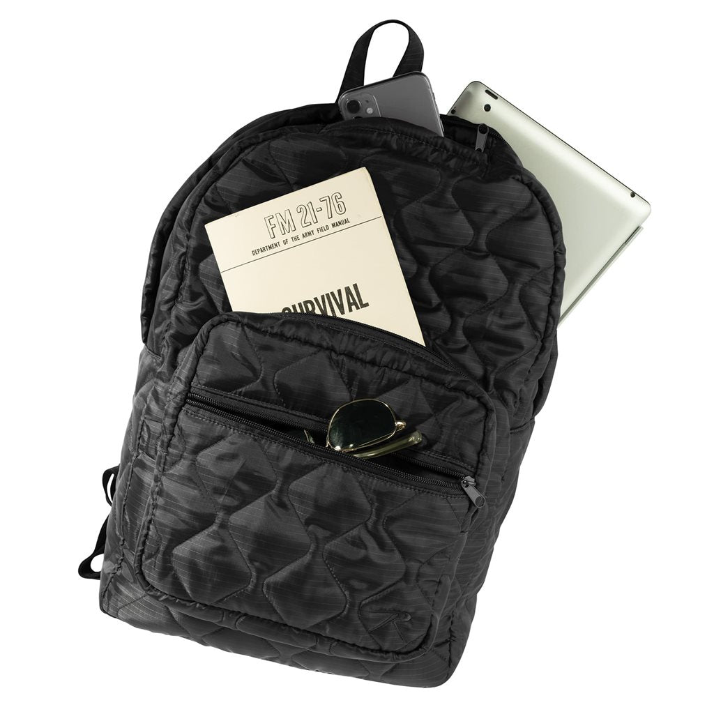 Mochila Woobie negra compacta vista frontal