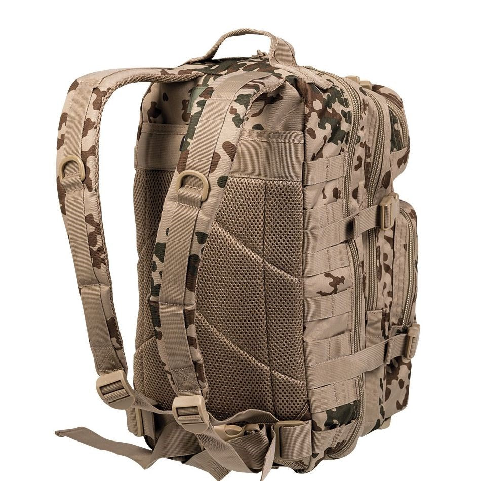 Mochila ASSAULT I pequeña 20 l en color oliva con sistema MOLLE, vista frontal