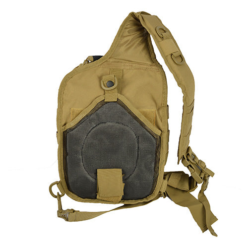 Mochila táctica ASSAULT pequeña verde con sistema MOLLE y correa acolchada para llevar en un hombro