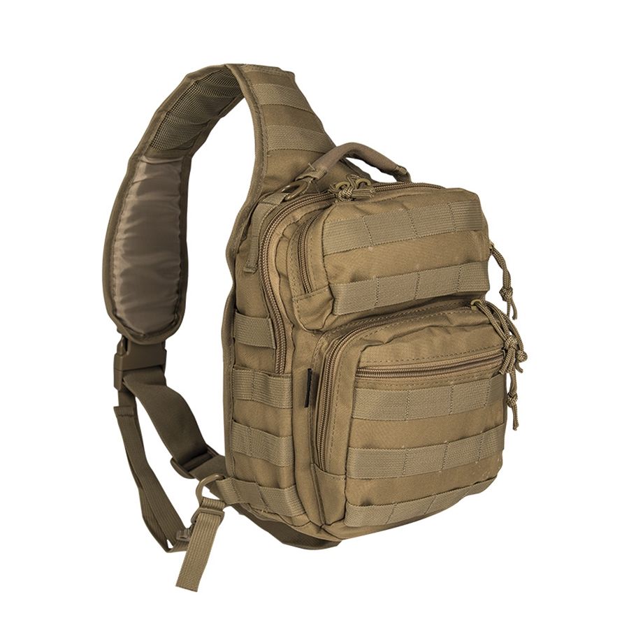 Mochila ASSAULT pequeña verde con sistema MOLLE y tirante acolchado para un hombro