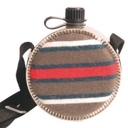 Botella WESTERN 1,9 l con funda de fieltro y correa ajustable
