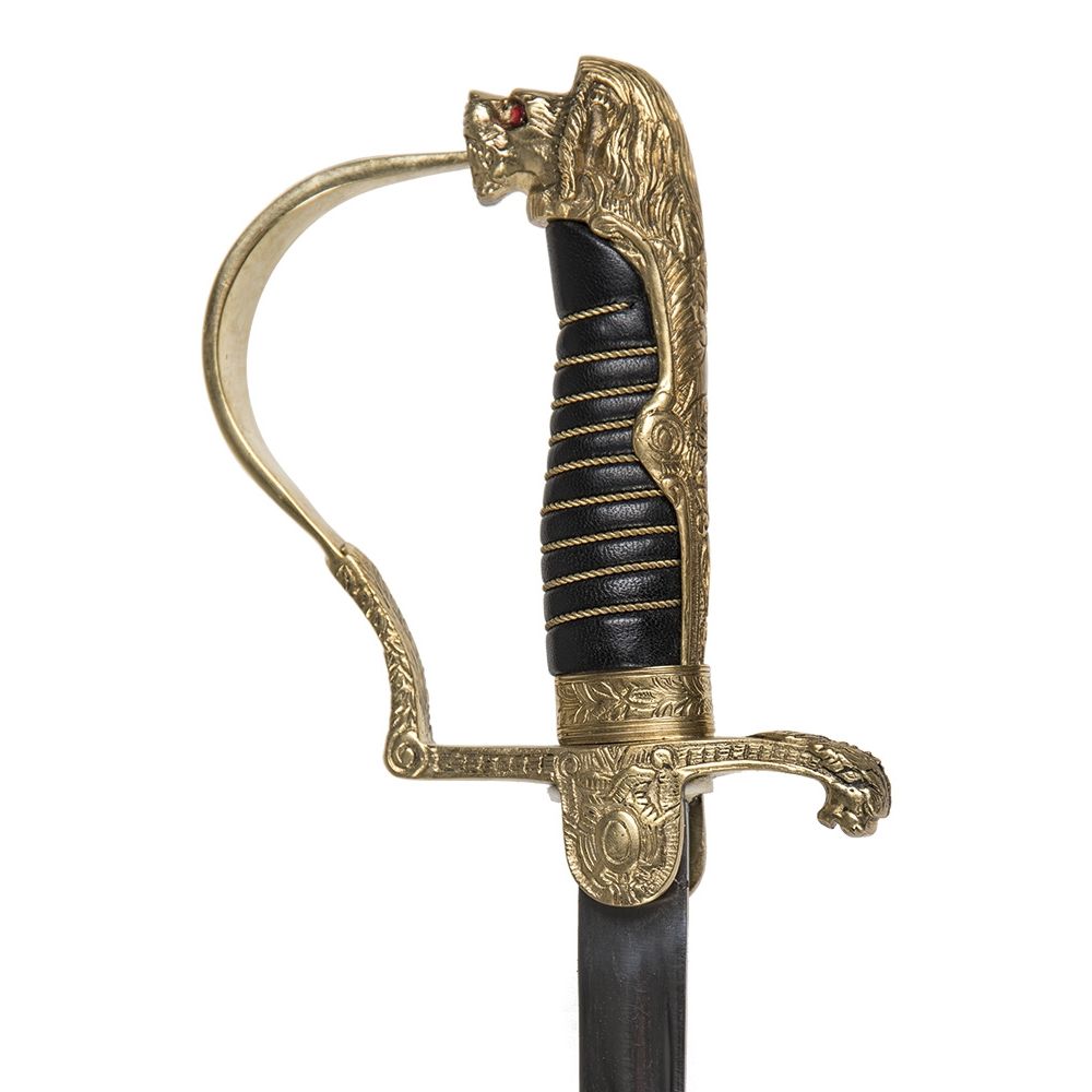 Sable prusiano réplica con cabeza de león y ojos de piedras rojas, hoja curvada 81 cm