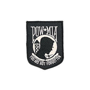 Parche POW/MIA bordado en blanco y negro con el texto 'You Are Not Forgotten'