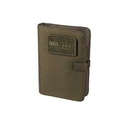 Carpeta verde para documentos pequeños en poliéster con cierre velcro, anillas, clip y bolsillos para tarjetas