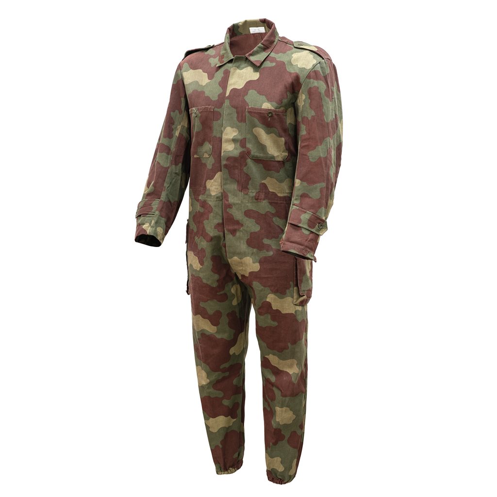 Mono camuflado italiano SAN MARCO, original y sin usar