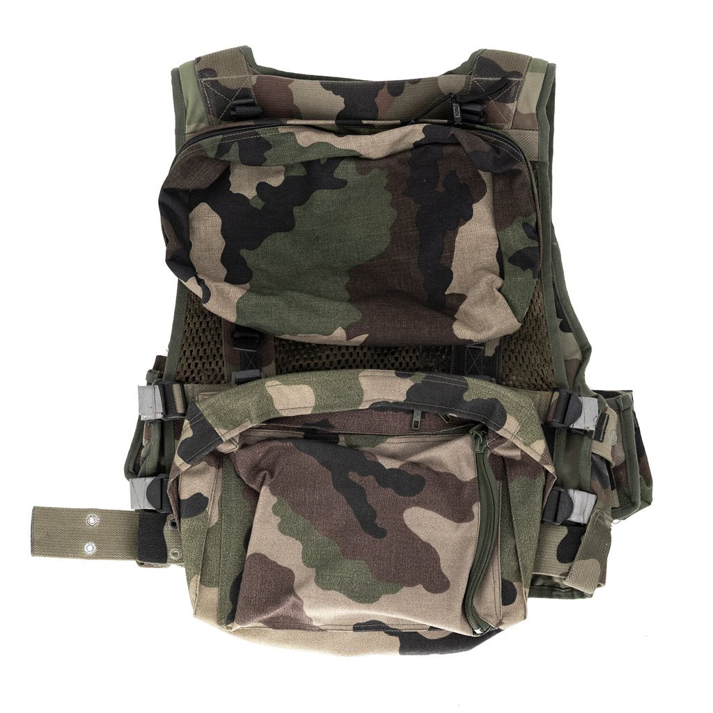 Chaleco táctico ASSAULT COMBAT francés CCE usado con bolsas