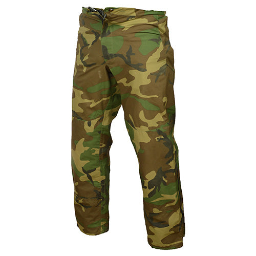 Pantalones GORE-TEX Woodland usados, excedentes del ejército de EE. UU.