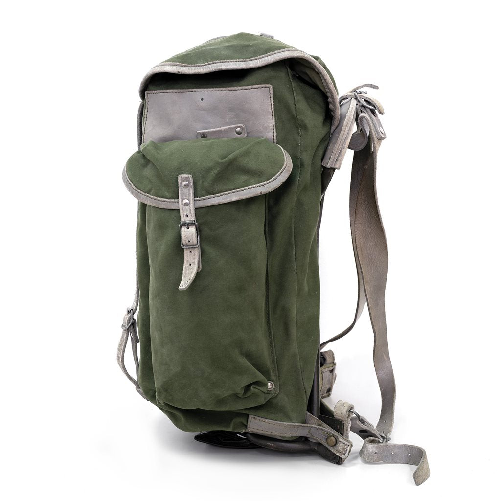 Mochila de montaña noruega de lona usada con armazón metálico (ID 16070015)